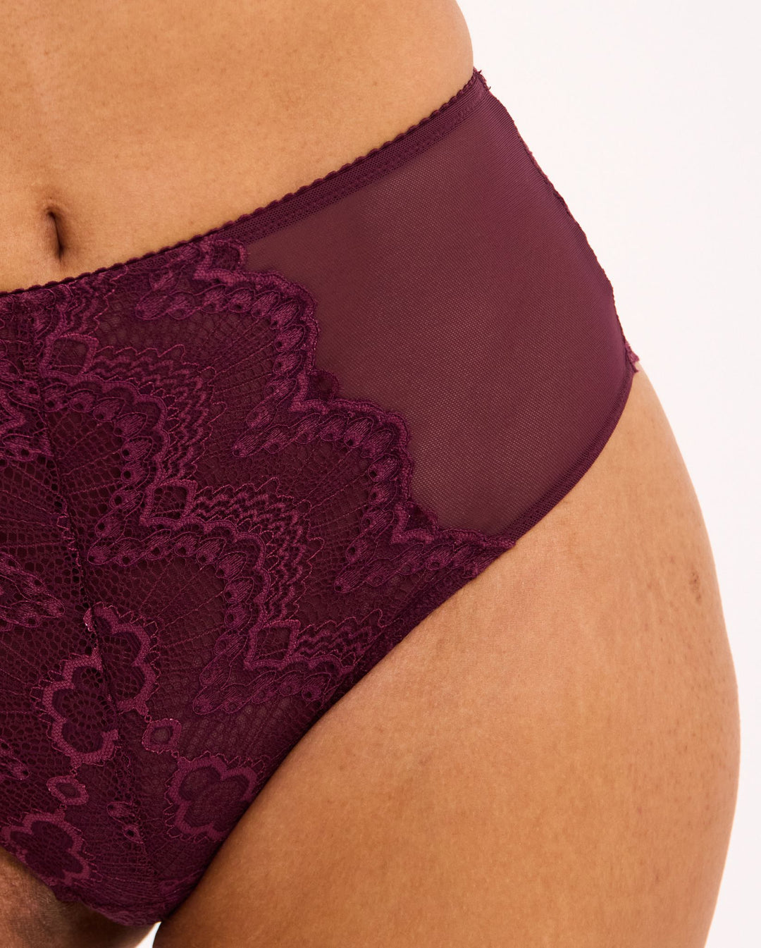 Lace Highwaist Briefs Cherry