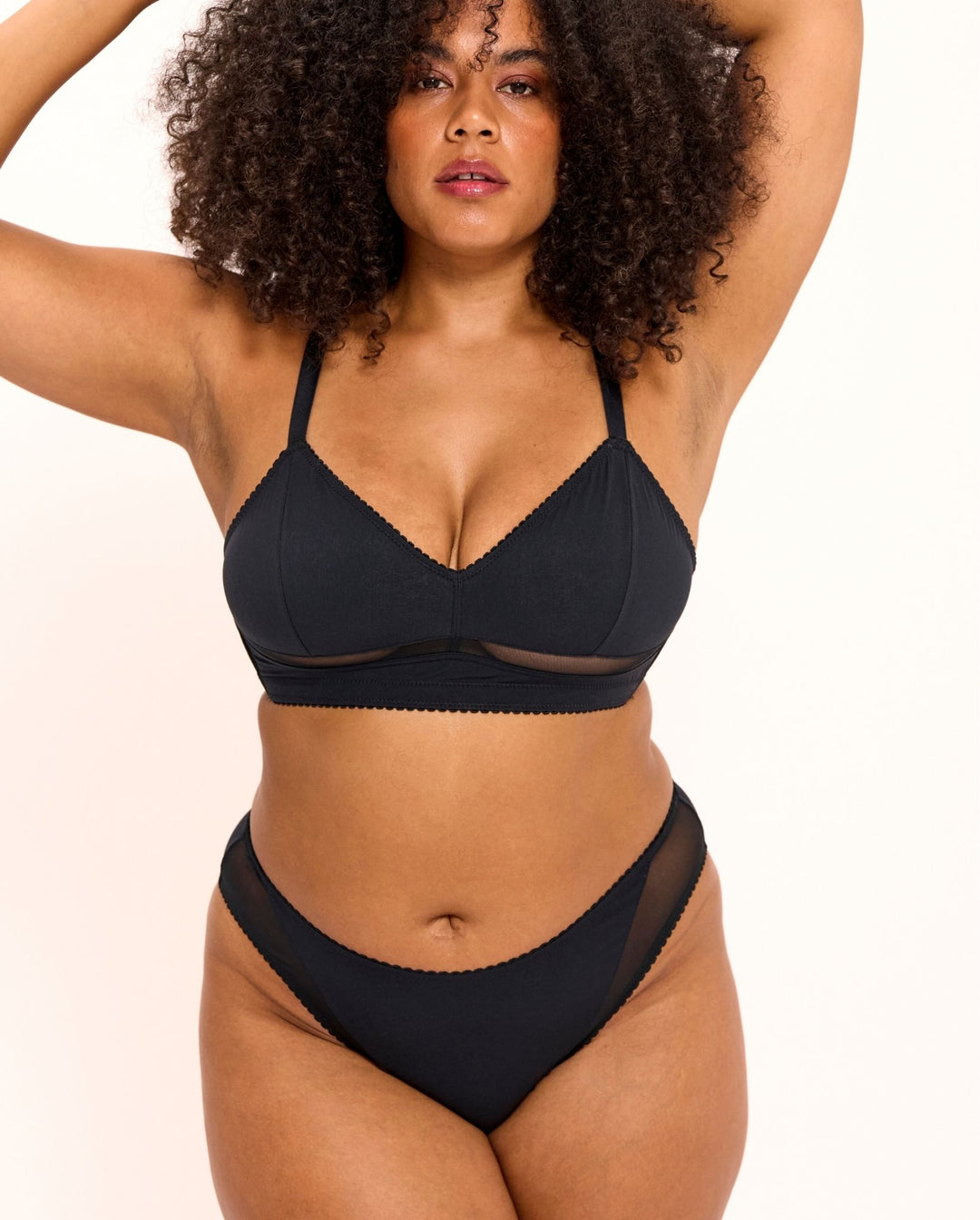 Opaque Mesh Balconette Black