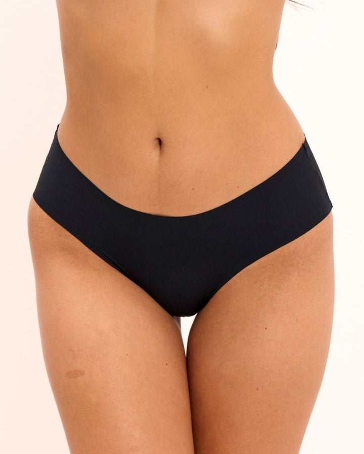 Nude & Black Smooth Basics Set